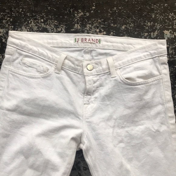 J brand “the deal” white skinnies - Picture 3 of 6